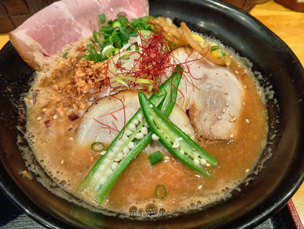 「期間限定　濃厚味噌ラーメン　ランチセット牛すじ丼」@麺屋 ニシムクサムライの写真