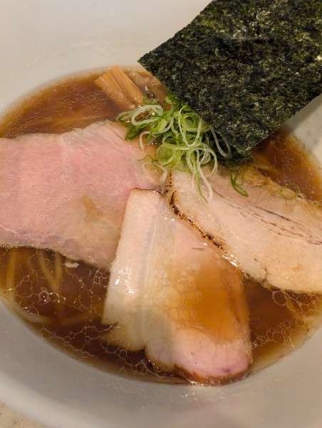 「しょうゆらぅめん」@らうめん考房 ありがた屋の写真