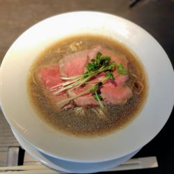 煮干蕎麦北海道短角牛乗せ+牡蠣パルメジャーノの和え蕎麦 2050