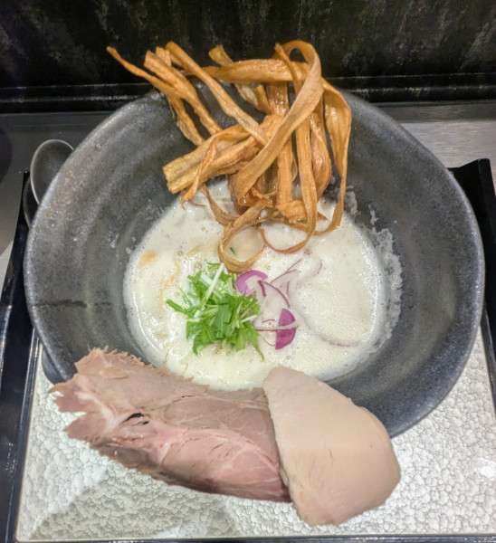 「鶏soba  1,150円」@鶏soba 座銀 KITTE丸の内店の写真