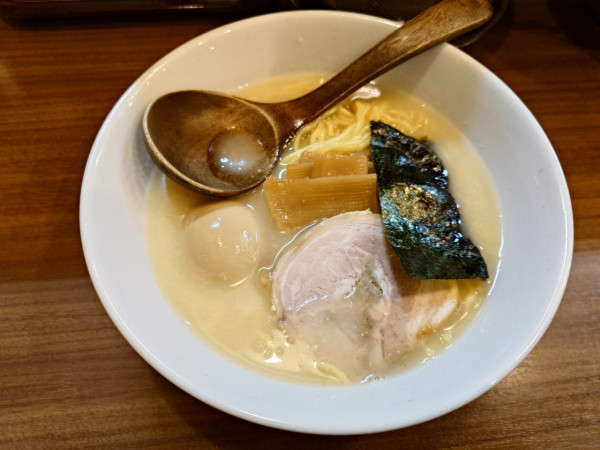 「一指禅らーめん味玉入り」@一指禅 ふじみ野店の写真