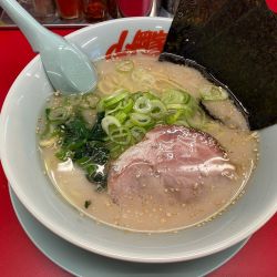 塩ラーメン（６９０円）