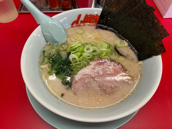 「塩ラーメン（６９０円）」@ラーメン山岡家 阿見店の写真