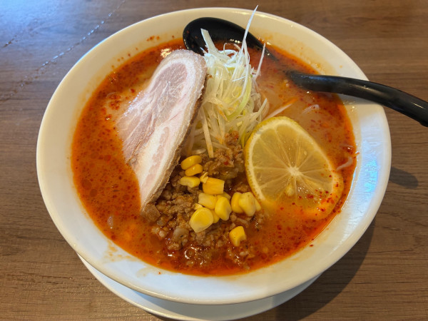 「火山らあめん(辛みそ)辛め(1100円)」@旭川らあめん やまるの写真