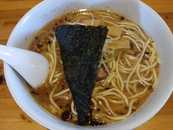 「中華そば・動物系(¥750)」@中華そば おかめの写真