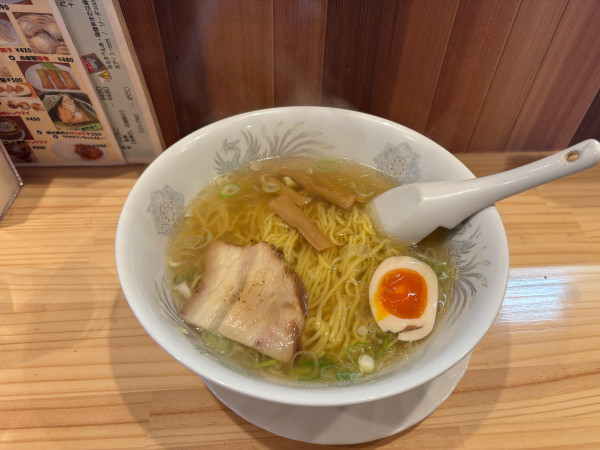 「塩らーめん　750円」@小さな食堂 GINSENの写真