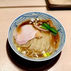醤油らぁめん