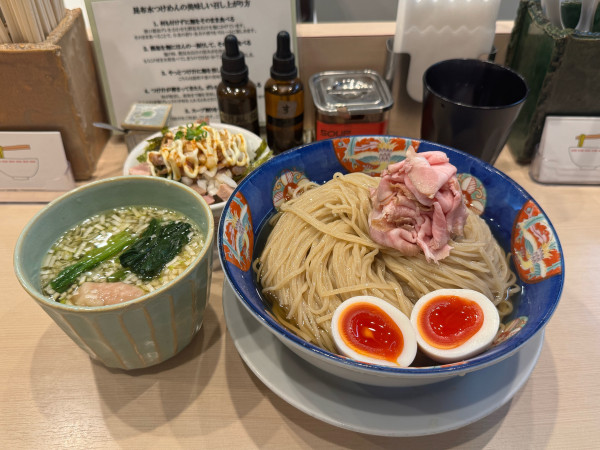 「特製鰹昆布水つけめん」@つけめん金龍の写真