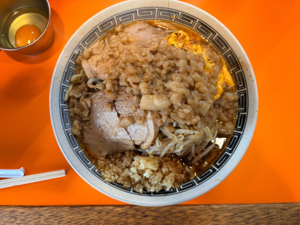 「旨辛ラーメン　チーズ　全マシ」@笑顔の為に 東山店の写真