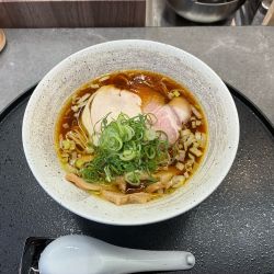 中華そば　980円