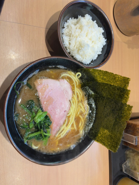 「ラーメン（並）」@輝道家直系 皇綱家の写真
