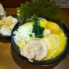 濃厚豚骨ラーメン 濱虎家の画像