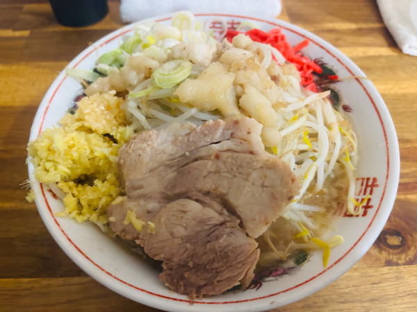 「ラーメン+ねぎ+紅しょうが」@自家製麺 まさきの写真