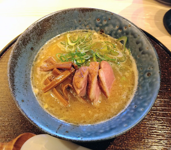 「鴨白湯そば」@東京鴨中華そば店の写真