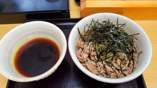 「冷たい肉そば（中350g）」@肉そば こまつ家の写真