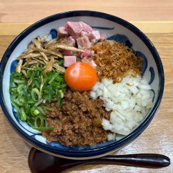 さんりょう流まぜそば_もち麦極太麺ver（限定）