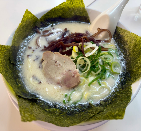 「海苔ラーメン＋替玉」@博多天神 渋谷南口店の写真