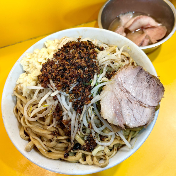 「限定 クローズ ドクロ 大 マー油ダブル トントロ豚太郎」@ラーメン二郎 八王子野猿街道店2の写真