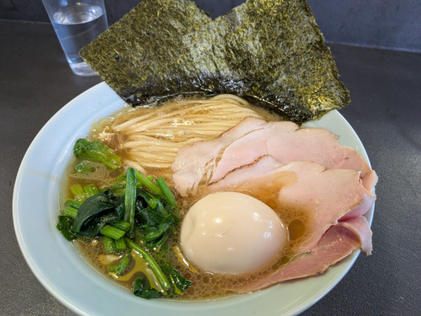 「ラーメン＋味玉＋小ライス」@ラーメン邪道家の写真