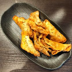 スパイシー揚げ餃子 450円