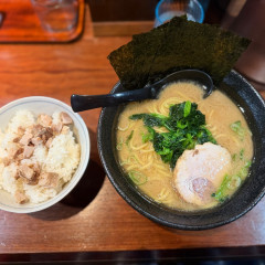 ラーメン 鶴の画像