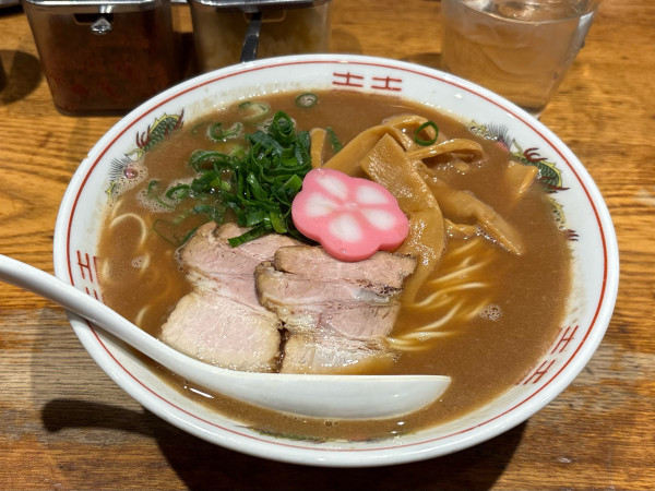 「和歌山中華そば こってり 大(1300)」@渡なべの写真