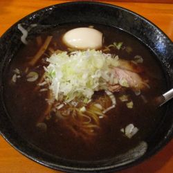 はなはなの木（麺少な目）1000円