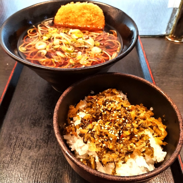 「ミニ高菜ご飯（￥300）＋かけ（￥430）＋コロッケ（クーポ」@ゆで太郎 久が原店の写真