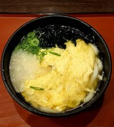 「卵とじうどん」@麦笛たまき 米子店の写真