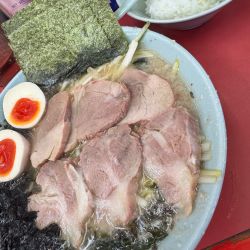 全部のせラーメン1250円と半ライス150円