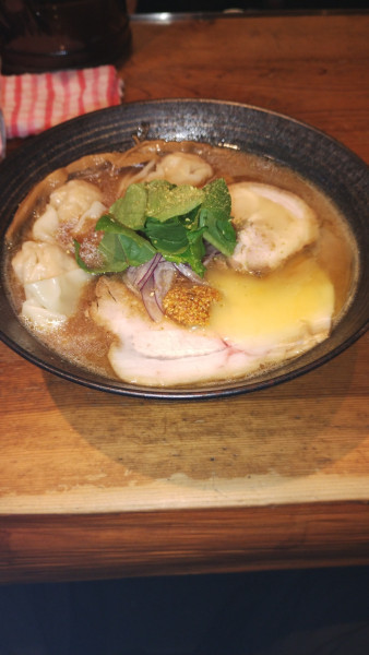 「味噌ワンタン麺」@ラーメン屋 トイ・ボックスの写真