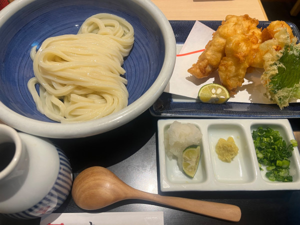 「もり家のとり天セット、中」@もり家 東京店の写真