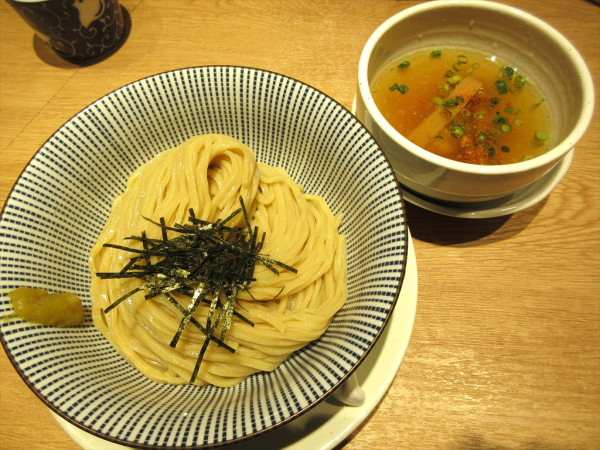 「鯛塩つけ麺（1,020円）」@鯛塩そば 灯花 せいせき京王聖蹟桜ヶ丘ショッピングセンター店の写真