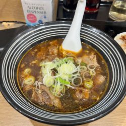 台湾牛肉ラーメン