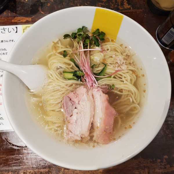 「塩生姜らー麺」@塩生姜らー麺専門店MANNISHの写真