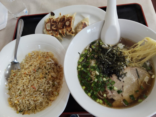 「青葱韮ラーメン＋半炒飯セット(880)＋餃子(150)」@中国東北家庭料理 天明の写真
