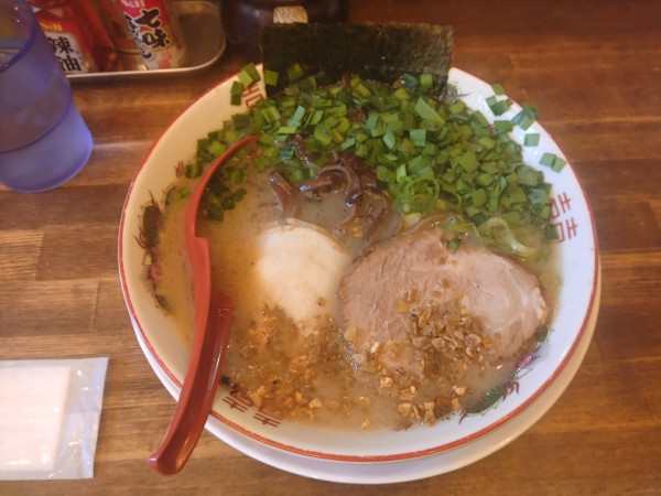 「ニラそば¥1180-」@濃厚豚骨 くまめん 神田店の写真