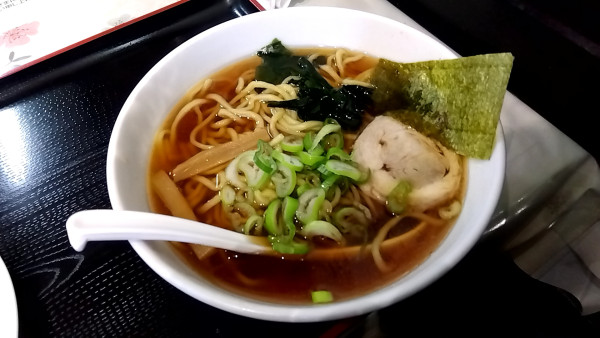 「ラーメン（叉焼チャーハンとのセット　８５０円）」@個室中華料理  八仙菜館の写真