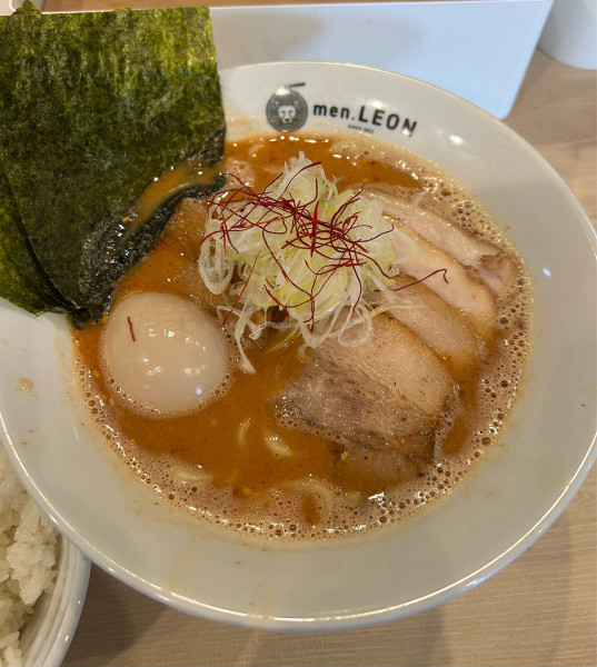 「特製辛味噌ラーメン（太麺）」@麺.れおんの写真