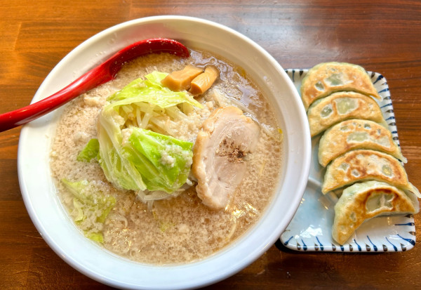「豚そば(950¥)」@四代目むじゃきの写真