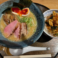 東京鴨中華そば店の画像