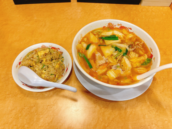 「スタミナ半チャセット」@天理スタミナラーメン 本店の写真