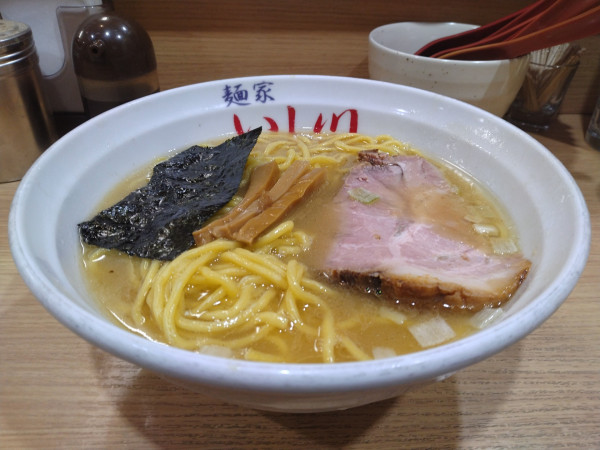 「ら〜麺」@麺家 いし川の写真