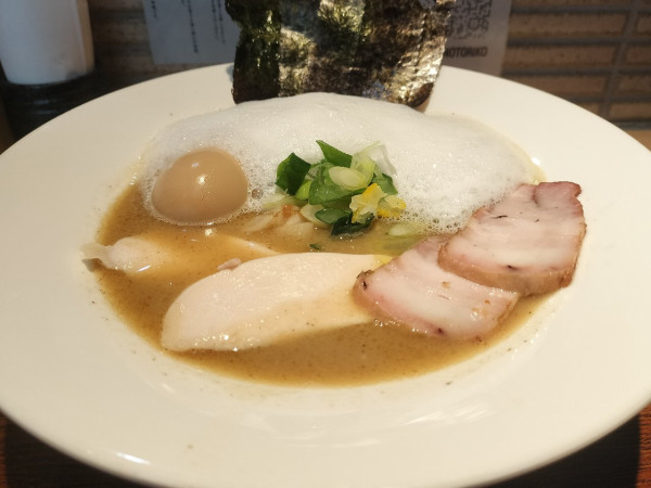 「特撰白のとりこ」@麺屋周郷 鶏のとりこの写真