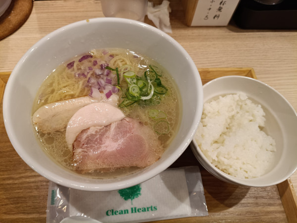 「貝出汁の塩そば　　　950円」@貝麺 あおみの写真