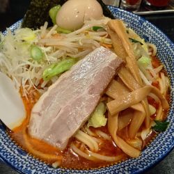 野菜ラーメン大盛　3辛　煮玉子