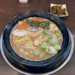 豚骨ラーメン