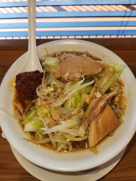 「辛味ラーメン」@マシマシらーめん 物語はここから始まるのだ。 大井競馬場前店の写真