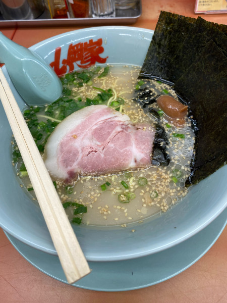「朝ラーメン570」@ラーメン山岡家 鷲宮店の写真