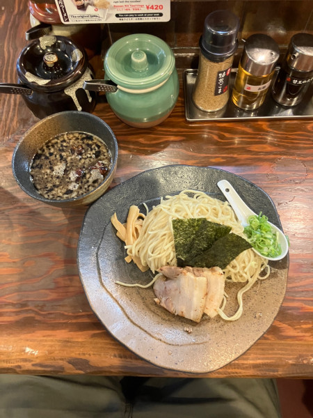 「つけ麺もつ」@龍の家 新宿小滝橋通り店の写真